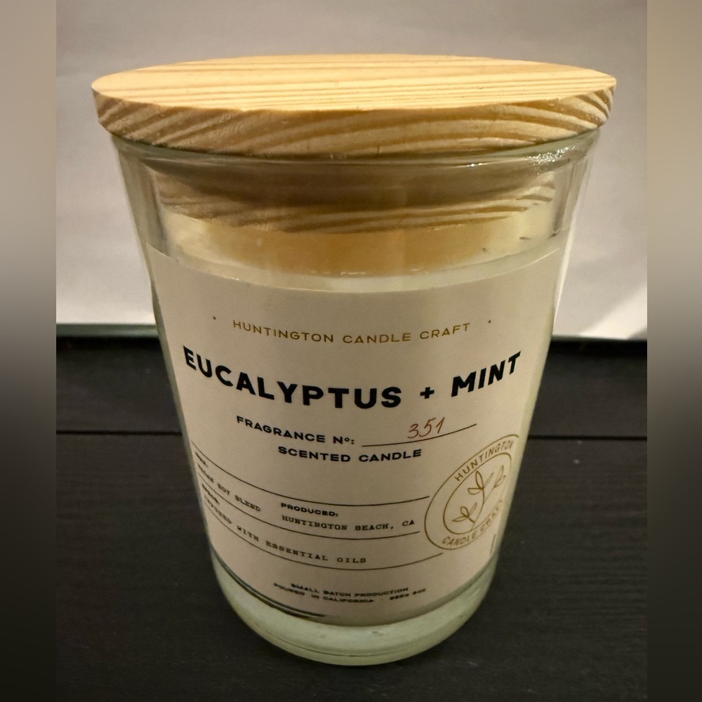 Eucalyptus Mint Scented Candle with Wooden Lid